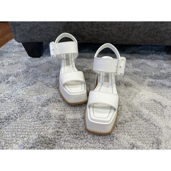 Stella McCartney Skyla Platform Sandal in White 36 STORE MODEL